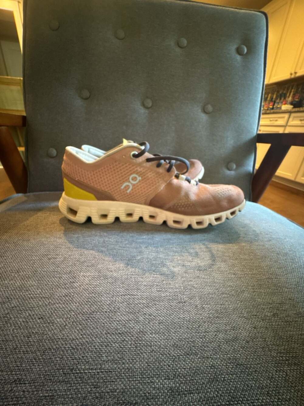 On Running Cloud X Mocha Sand Women's Running Shoes Size US 9.5 40.99239
